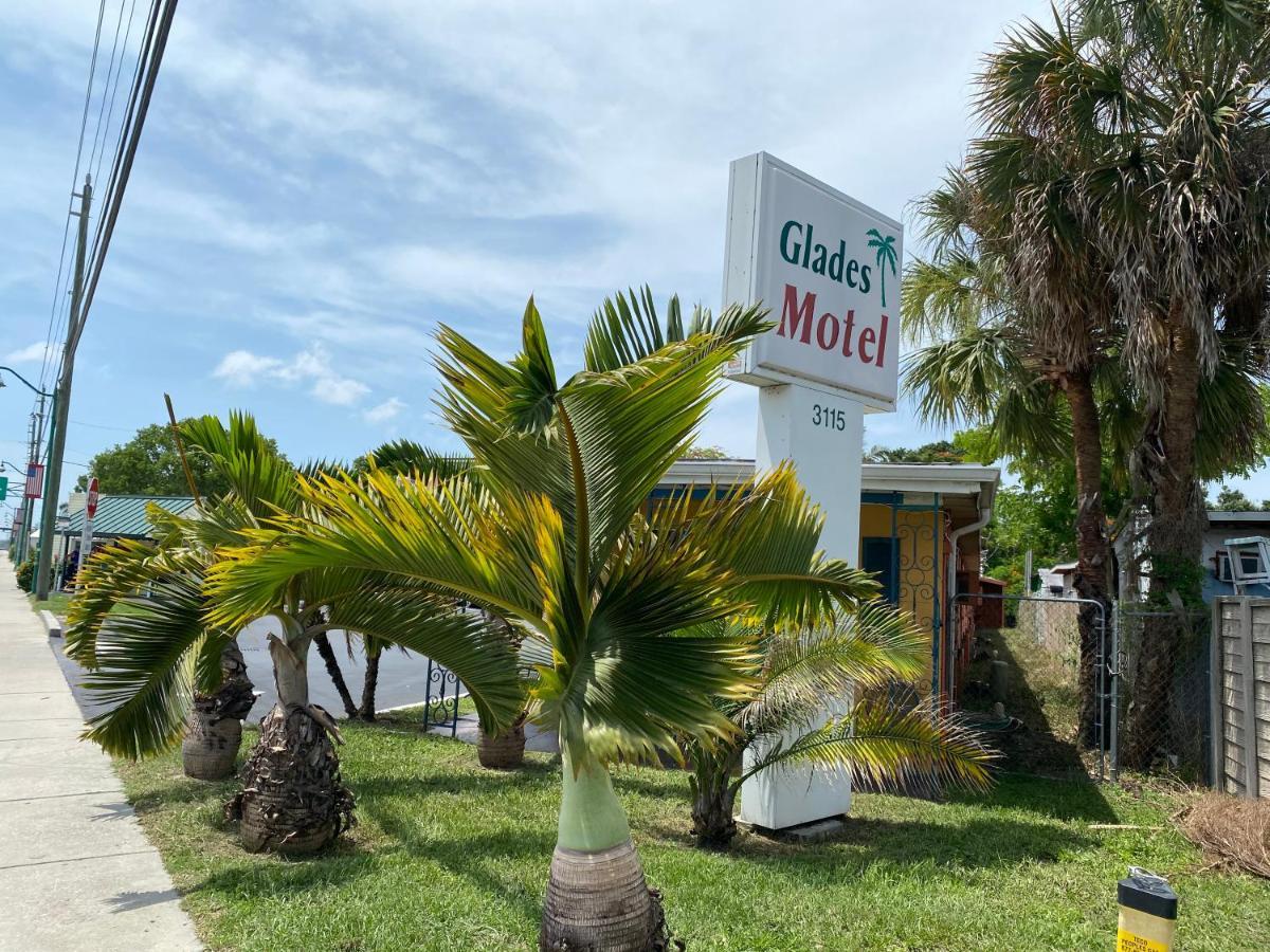 Glades Motel - North Naples Kültér fotó